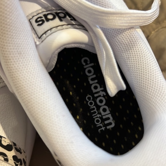 ADIDAS cheetah sneakers - Picture 5 of 5